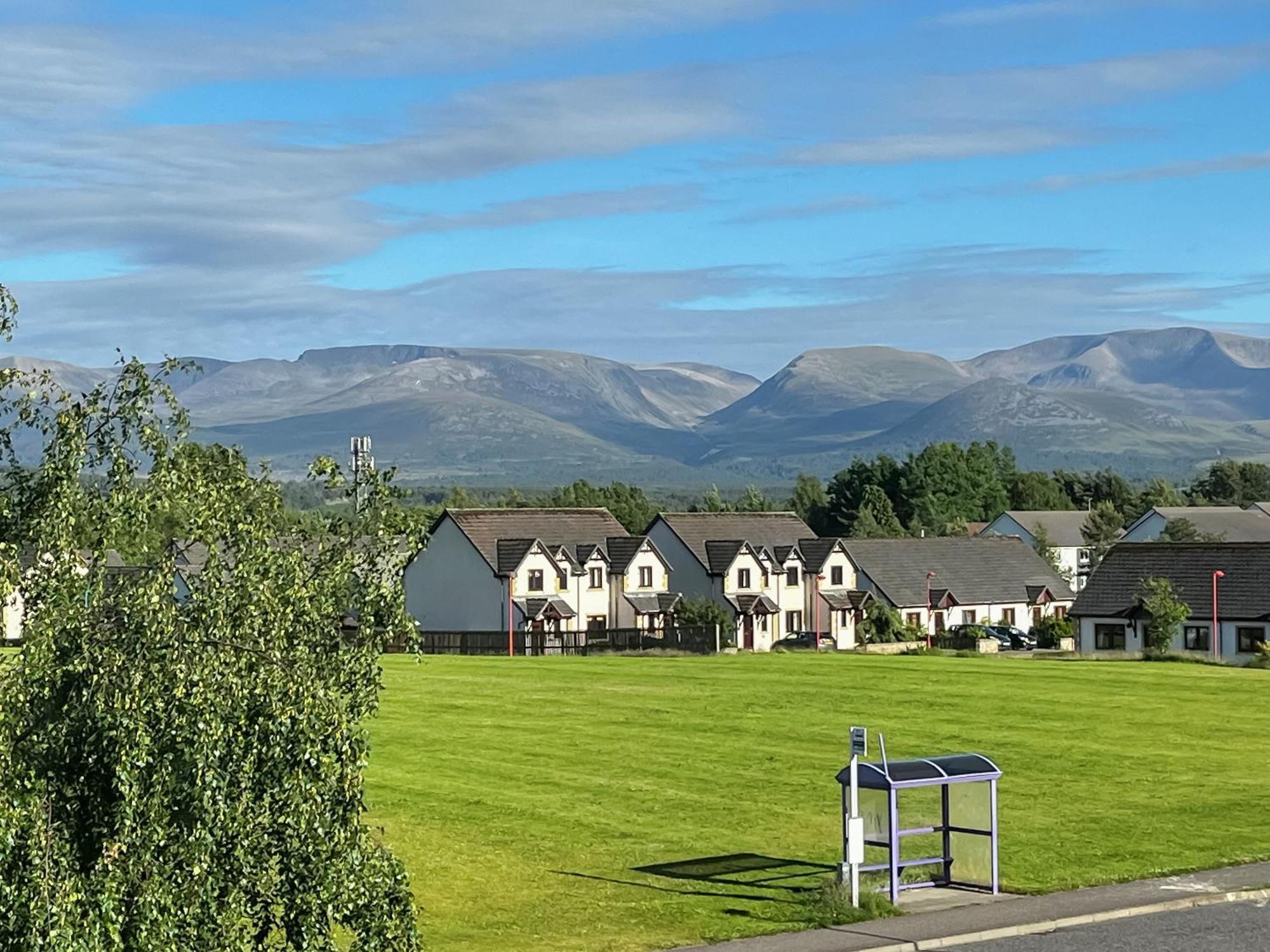 The View At No10 Aviemore Exterior foto