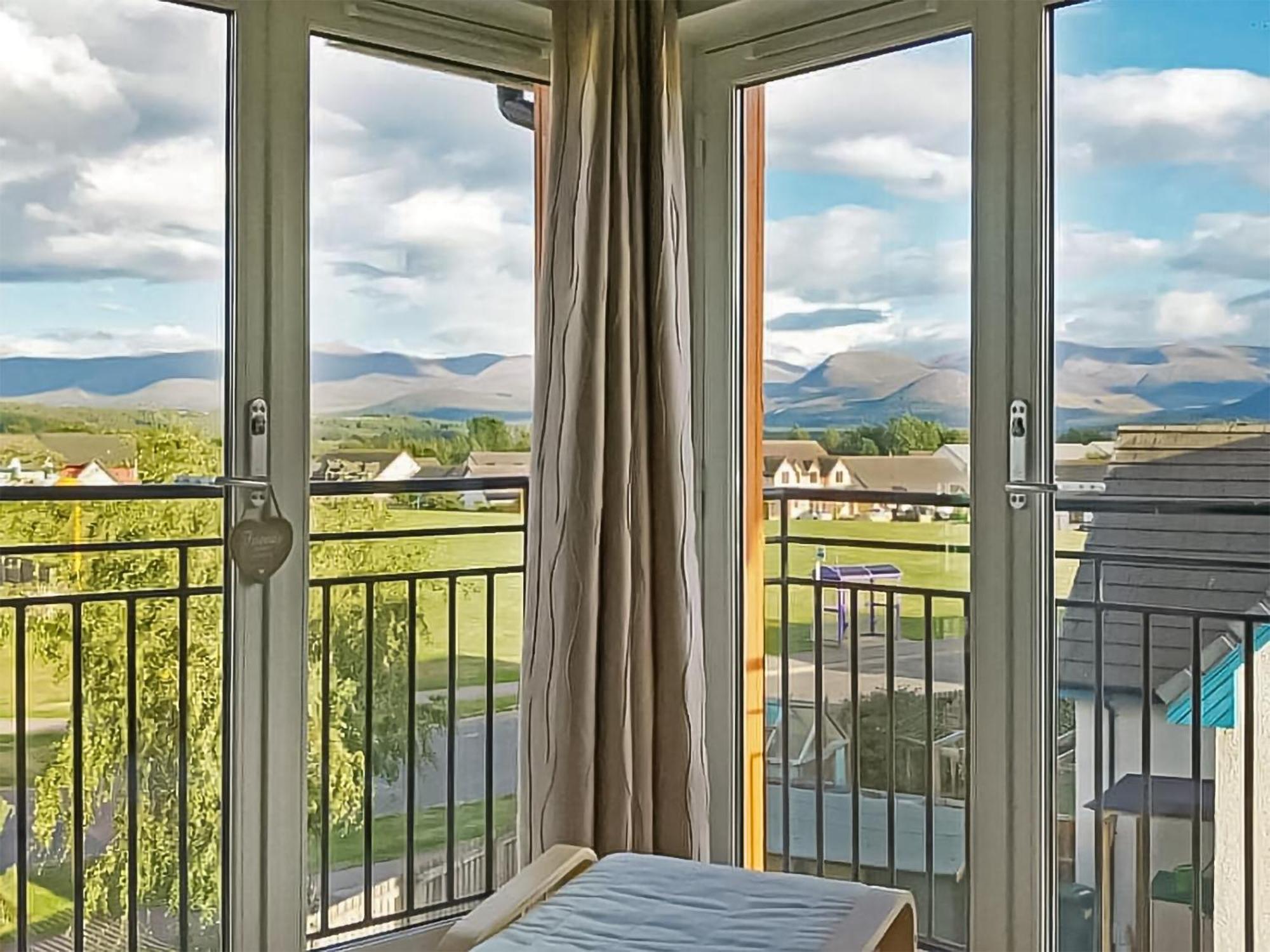 The View At No10 Aviemore Exterior foto